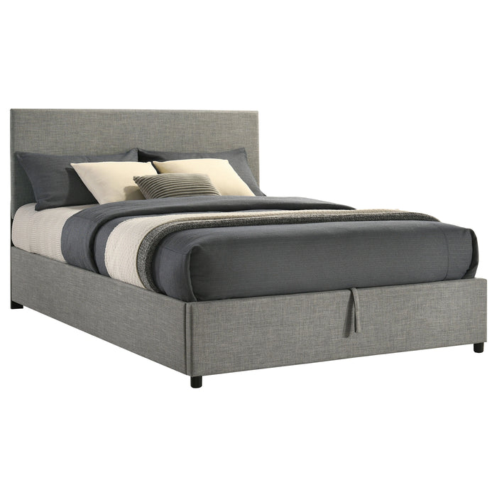 Reeves Queen Bed