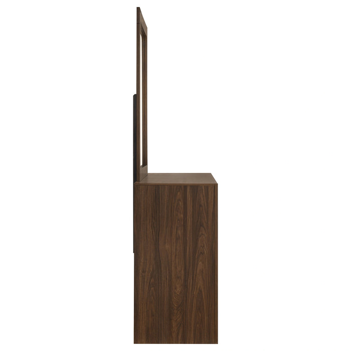 Etienne Dresser With Mirror