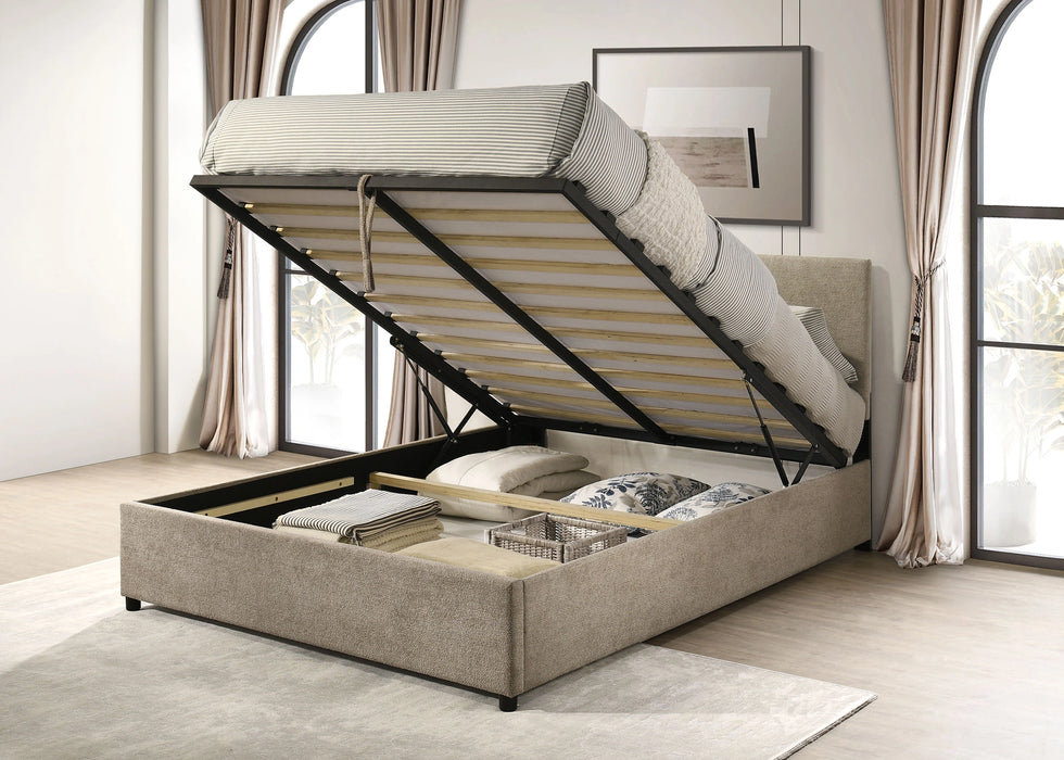 Reeves Queen Bed