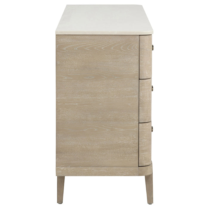 Lucaire Dresser
