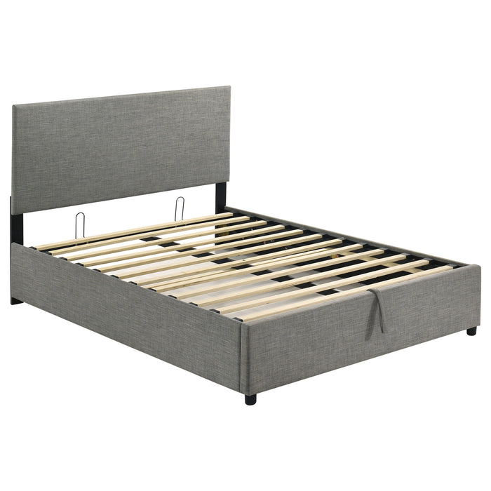 Reeves Queen Bed