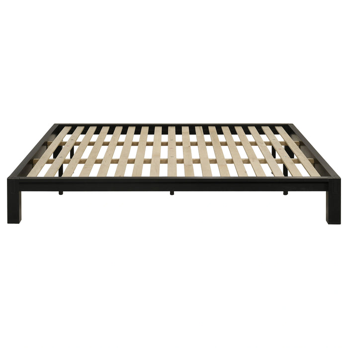 Gislen Queen Bed