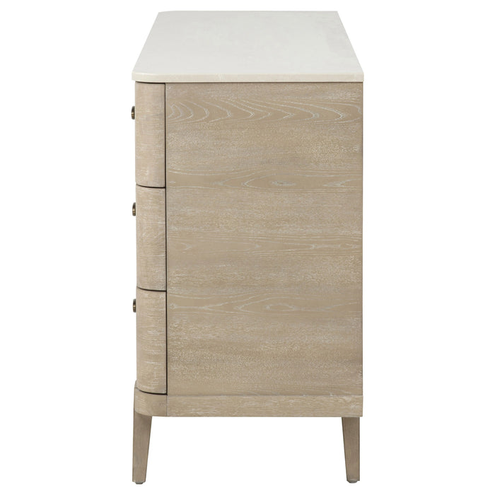 Lucaire Dresser