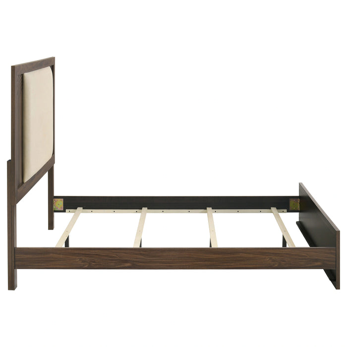 Etienne Queen Bed