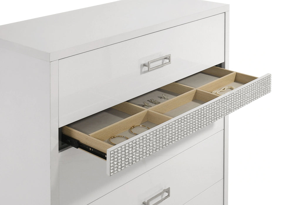 Viana Chest