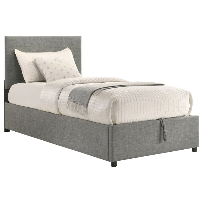 Reeves Queen Bed