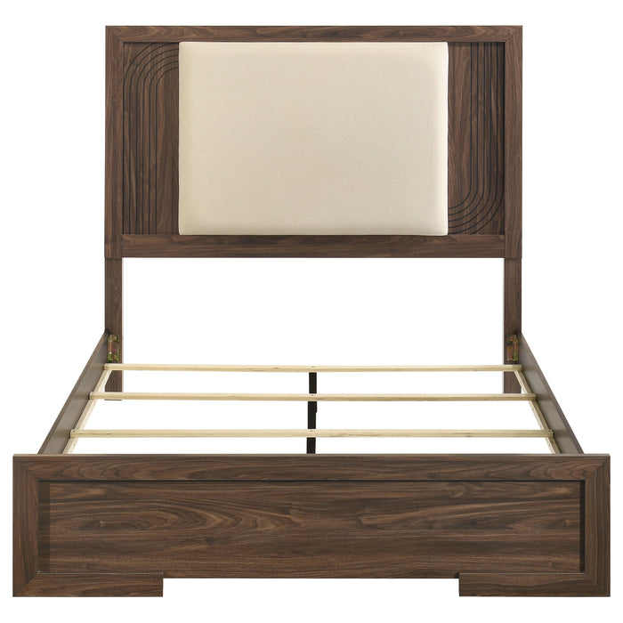Etienne Queen Bed