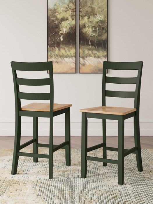 Gesthaven Dining Set - Maxx Save 