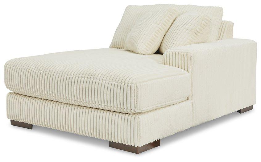 Lindyn Sectional with Double Chaise - Maxx Save 