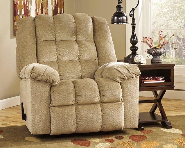 Ludden Recliner