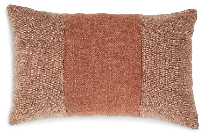 Dovinton Pillow (Set of 4) - Maxx Save 