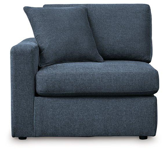 Modmax Sectional with Audio System - Maxx Save 