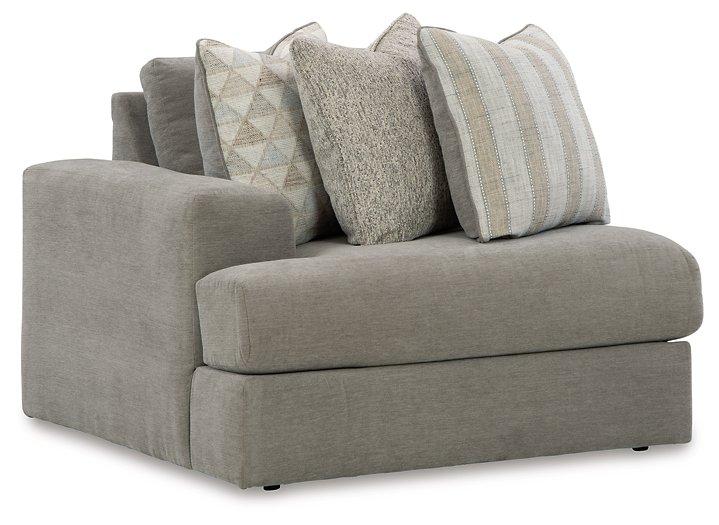 Avaliyah Sectional with Chaise - Maxx Save 