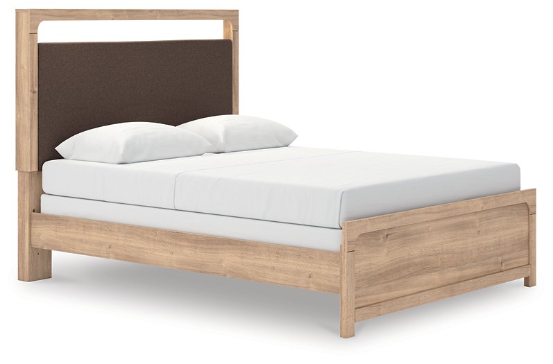Kinlanni Upholstered Bed - Maxx Save 