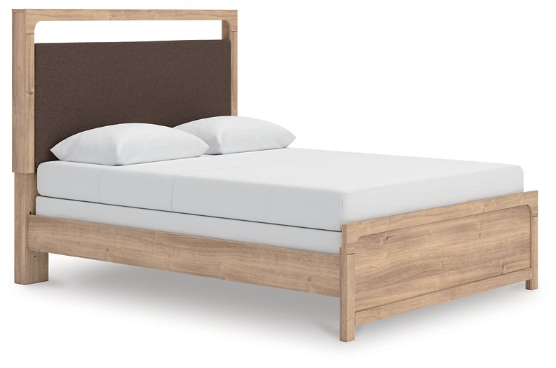Kinlanni Upholstered Bed - Maxx Save 