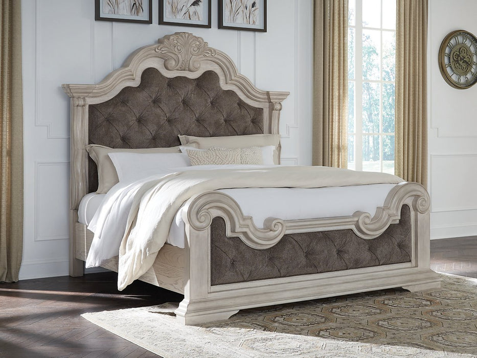 Bruchandi Upholstered Bed - Maxx Save 