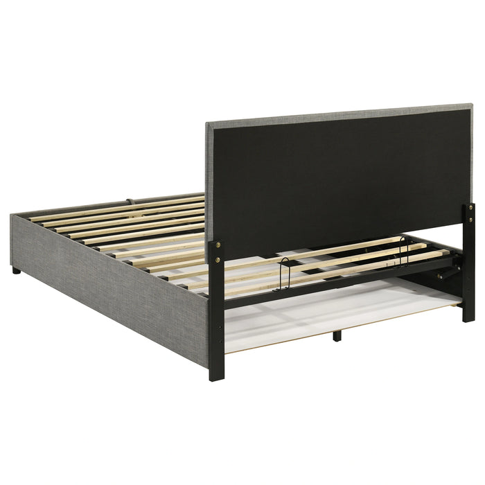 Reeves Queen Bed