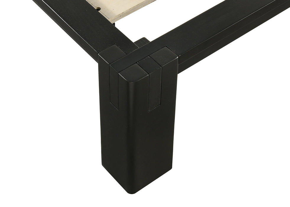 Gislen Queen Bed