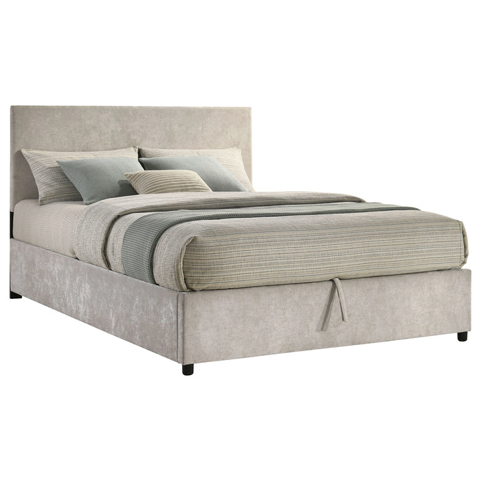 Reeves Queen Bed