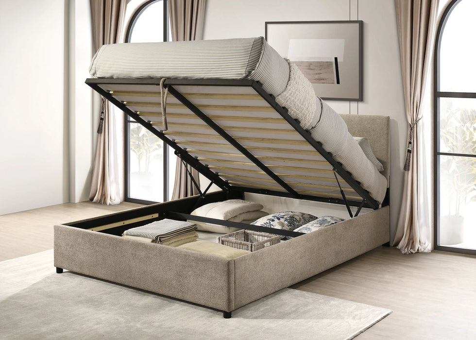 Reeves Queen Bed