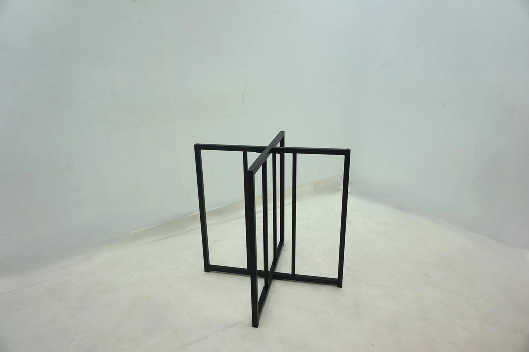 Pace Dining Table