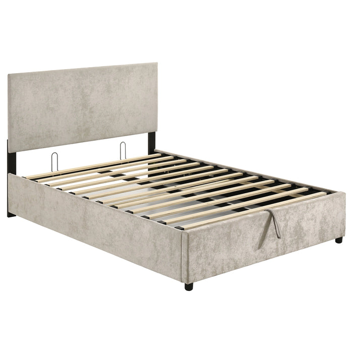 Reeves Queen Bed