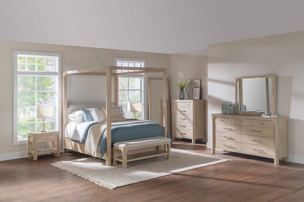 Solano Canopy Bed
