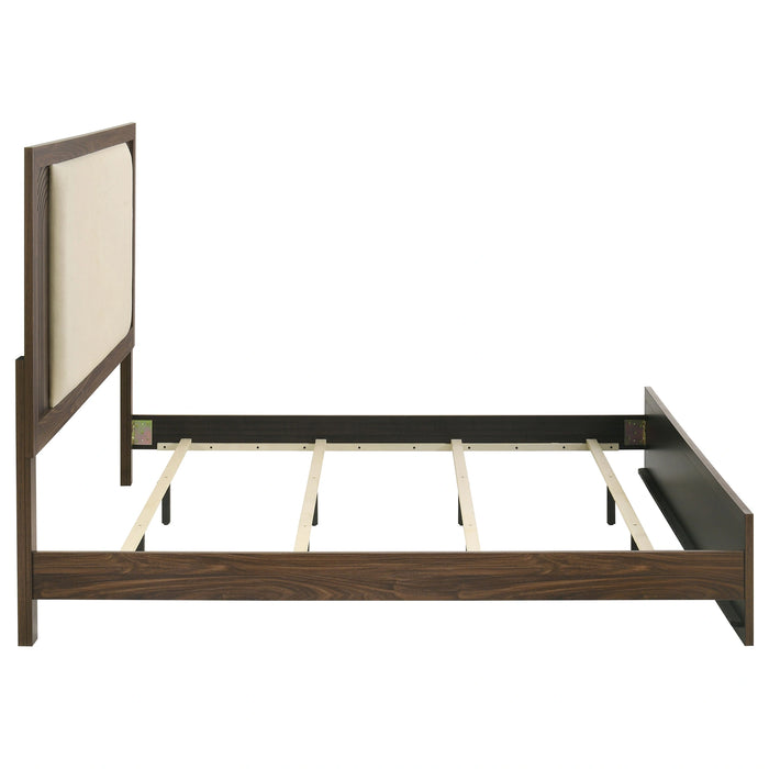 Etienne Queen Bed