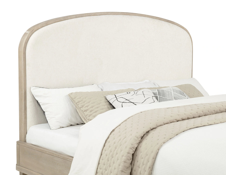 Lucaire Queen Bed