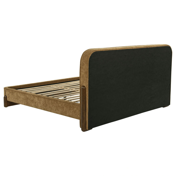 Baldacci Upholstered Platform Bed