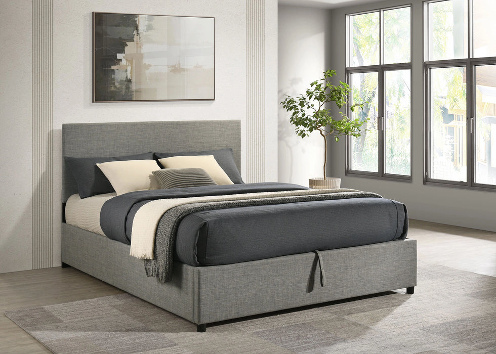 Reeves Queen Bed