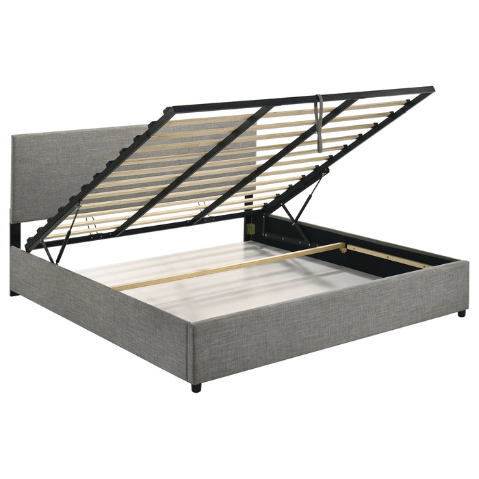 Reeves Queen Bed