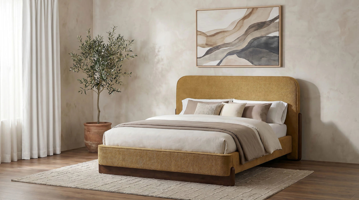 Baldacci Upholstered Platform Bed